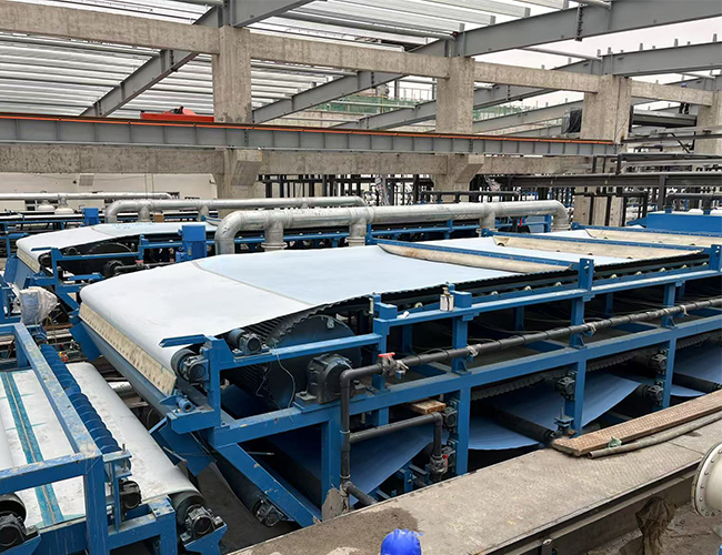 真空皮带脱水机