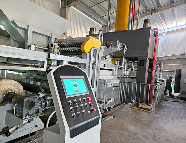 智能超高压叠层脱水机